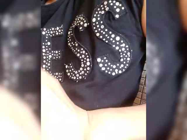 Vitaminka0572 webcam