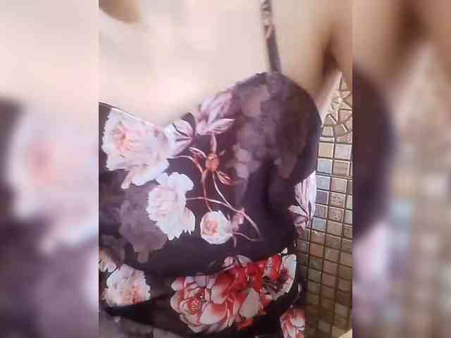 Vitaminka0572 webcam