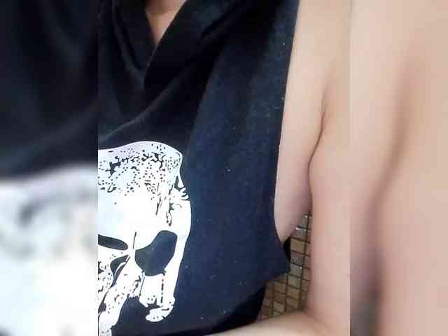 Vitaminka0572 webcam