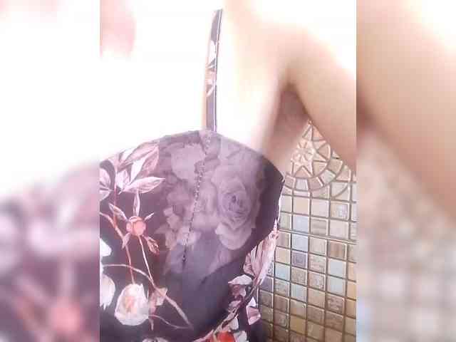 Vitaminka0572 webcam