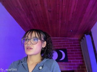 CurlyScarlett13