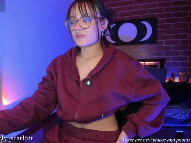 CurlyScarlett13 live webcam show