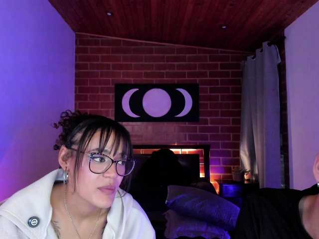 CurlyScarlett13