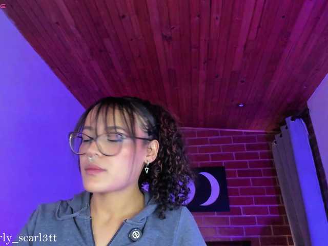 CurlyScarlett13 live cam on BongaCams