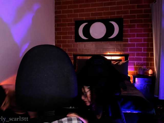 CurlyScarlett13 live cam on BongaCams