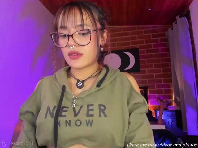 CurlyScarlett13