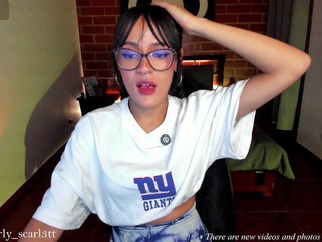CurlyScarlett13 live cam on BongaCams
