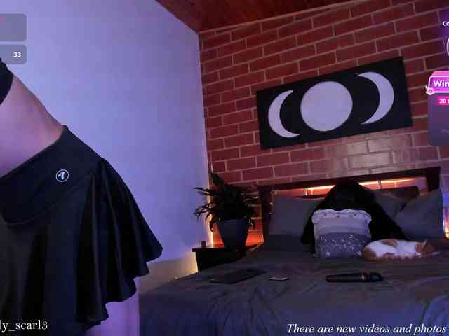 CurlyScarlett13 webcam