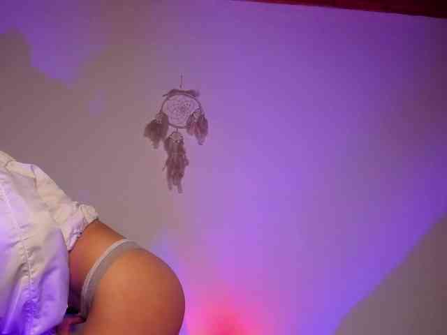 CurlyScarlett13