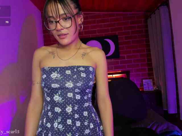 CurlyScarlett13