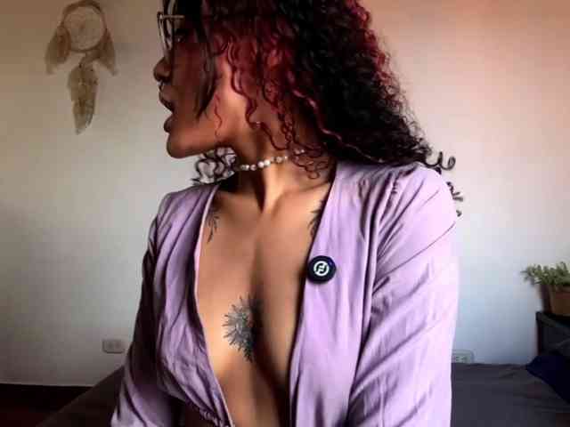 CurlyScarlett13