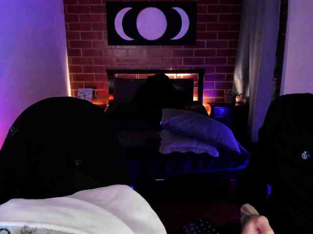 CurlyScarlett13