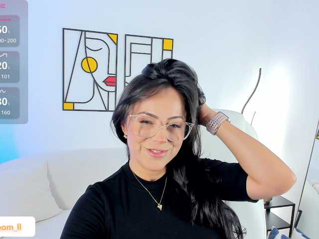 lilyboom1 live cam on BongaCams
