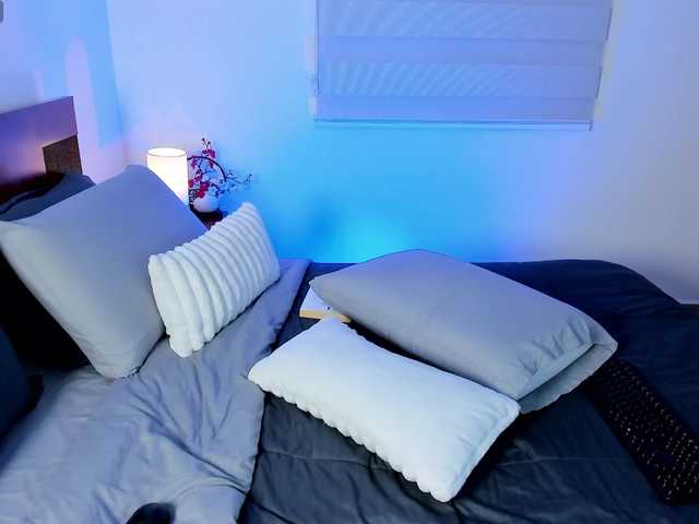 lilyboom1 live cam on BongaCams
