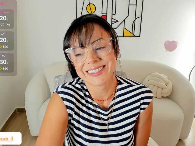 lilyboom1 live cam on BongaCams