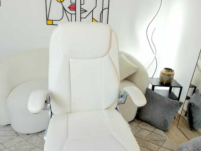 lilyboom1 live cam on BongaCams