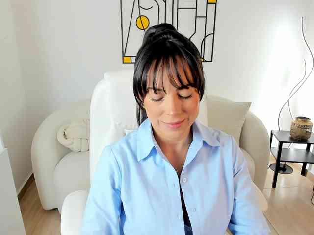 lilyboom1 webcam