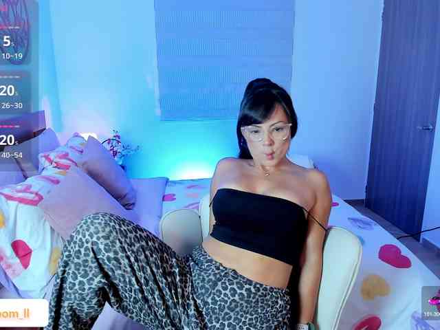 lilyboom1 webcam