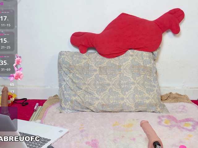 Geozinhaa's BongaCams show and profile