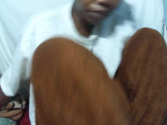 Nadjirh live cam on BongaCams