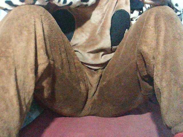 Nadjirh live cam on BongaCams