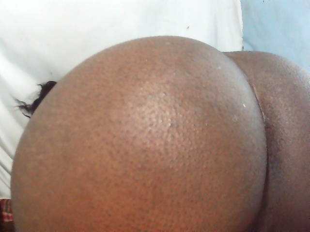 Nadjirh live cam on BongaCams