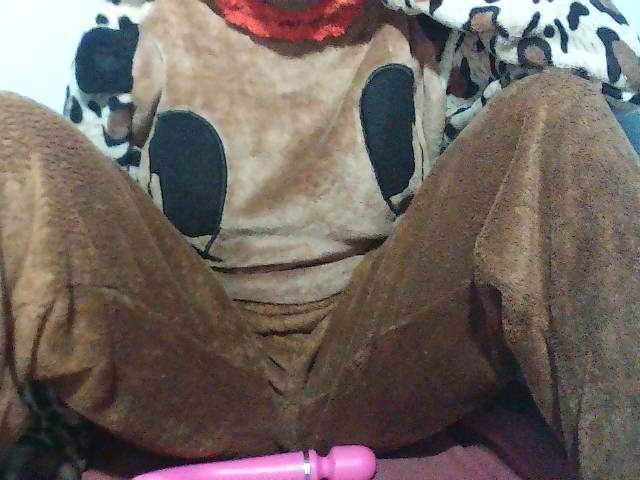 Nadjirh live cam on BongaCams