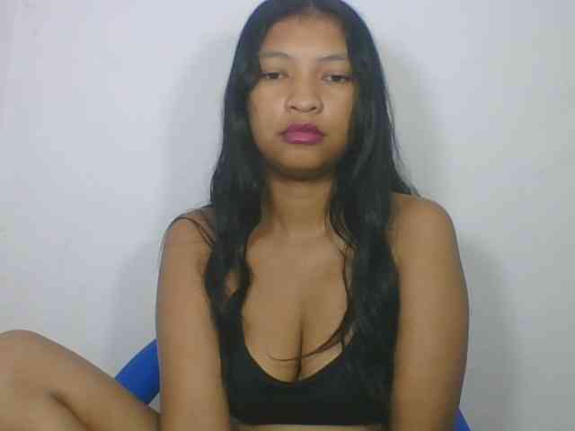 Acest model este live acum. Martiniah