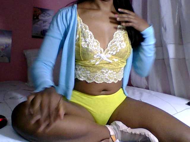 MariahRK live cam on BongaCams