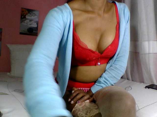 MariahRK live cam on BongaCams
