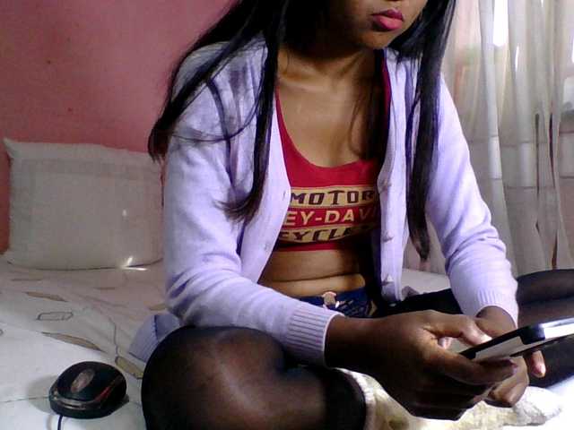 MariahRK live cam