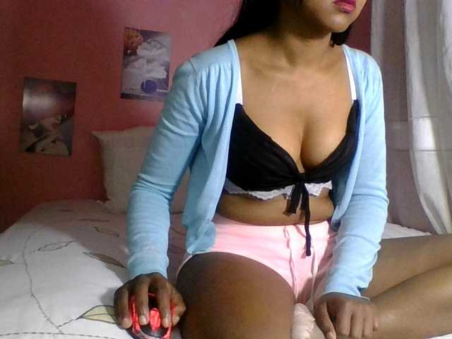 MariahRK live cam on BongaCams
