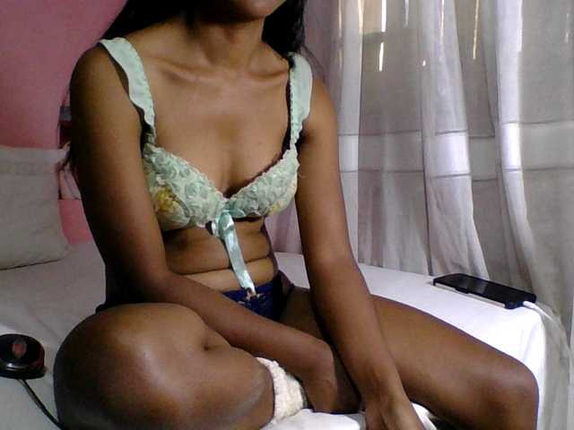MariahRK live cam on BongaCams