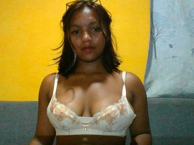 -Muriella- live cam on BongaCams