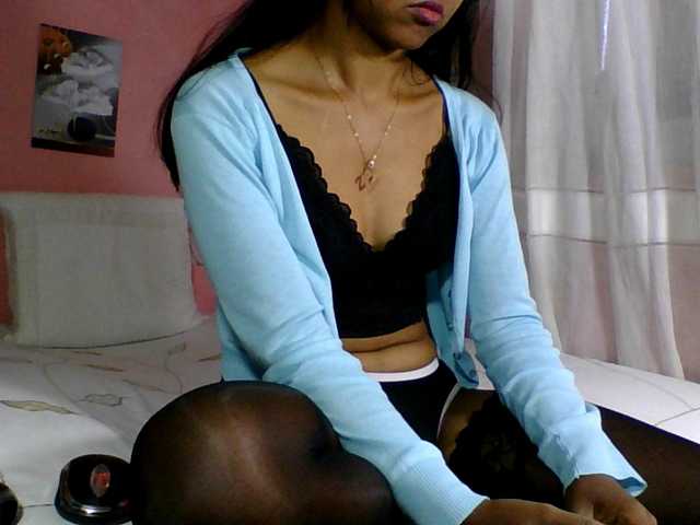 MariahRK live cam on BongaCams