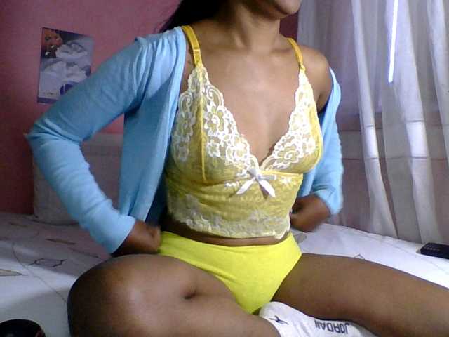 MariahRK live cam on BongaCams