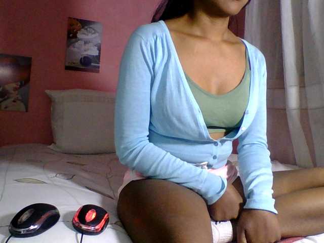 MariahRK live cam on BongaCams