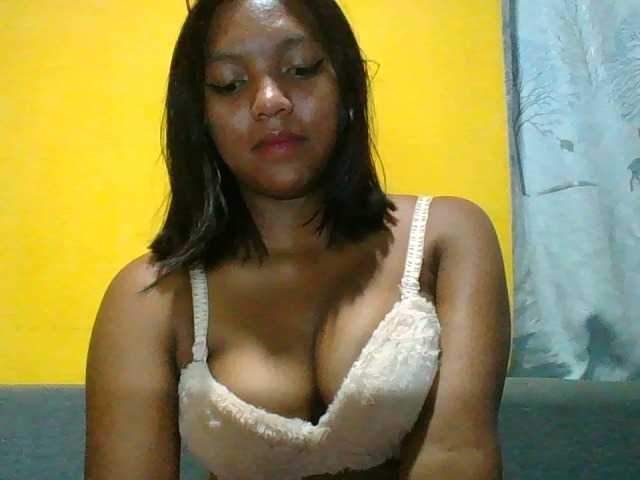 -Muriella- live cam on BongaCams