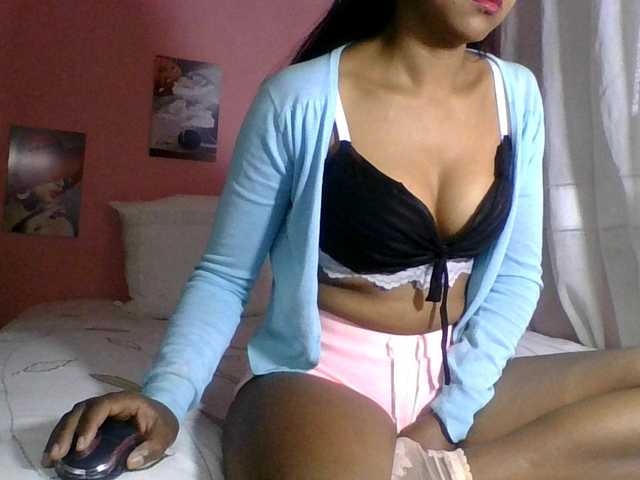 MariahRK live cam on BongaCams