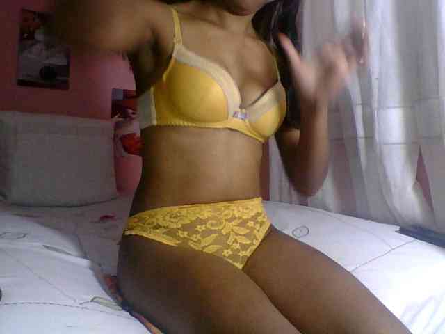 MariahRK Live Webcam on BongaCams