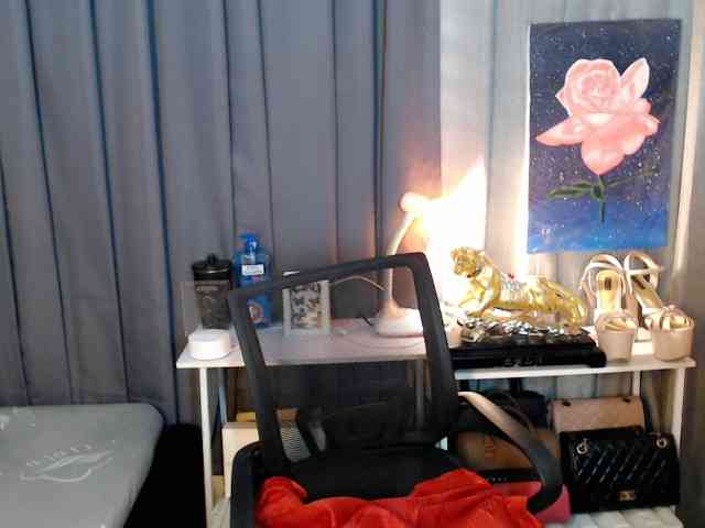 Candice-1 Sex Cam Show