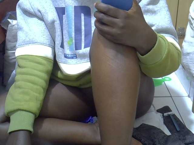 Ebonydora webcam