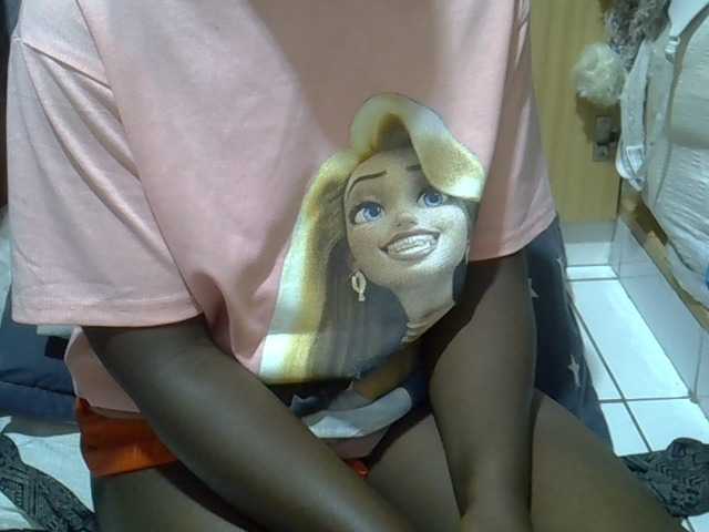 Ebonydora live webcam show