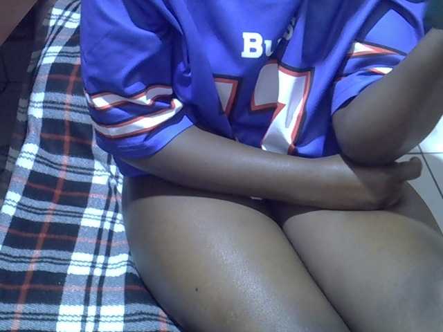 Ebonydora live cam on BongaCams
