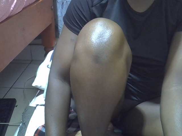 Ebonydora live cam on BongaCams