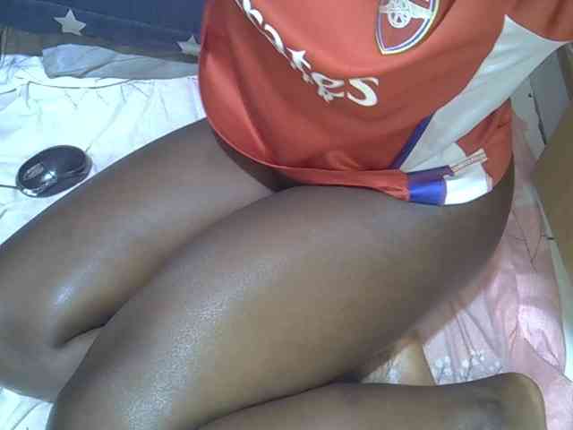 Ebonydora webcam