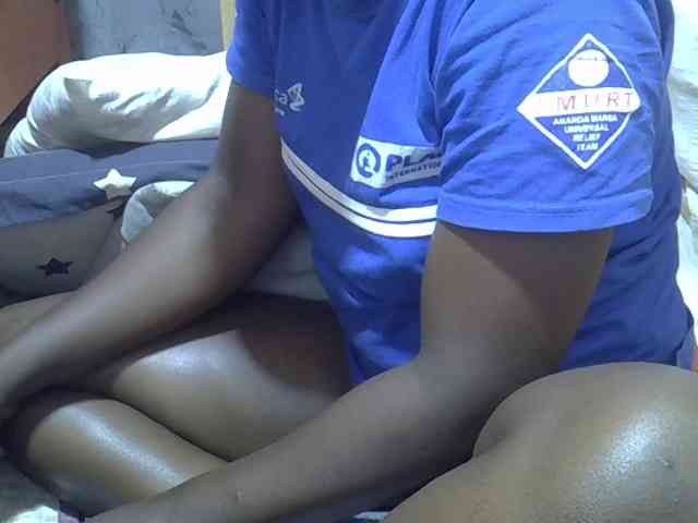 Ebonydora webcam