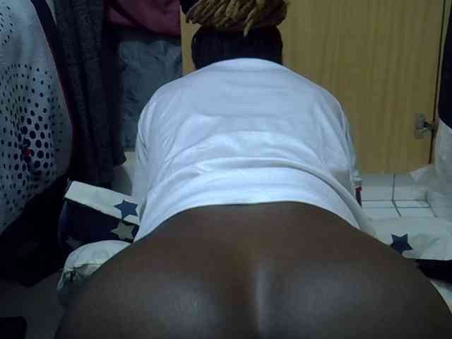 Ebonydora webcam