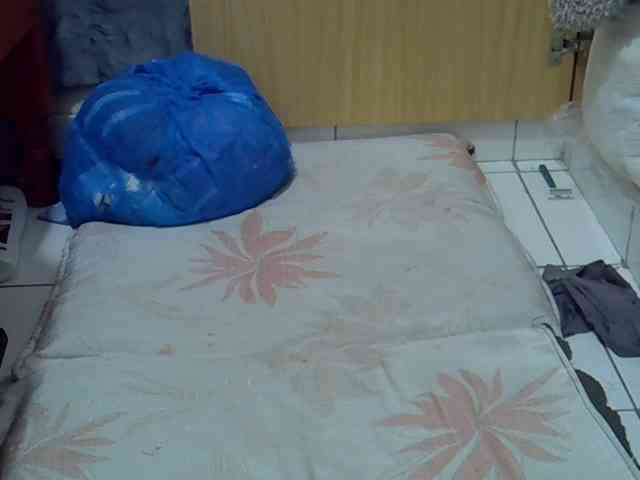 Ebonydora webcam
