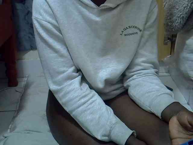 Ebonydora webcam